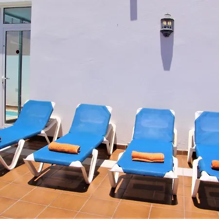 Casas Luis With Private Pool Puerto del Carmen (Lanzarote)